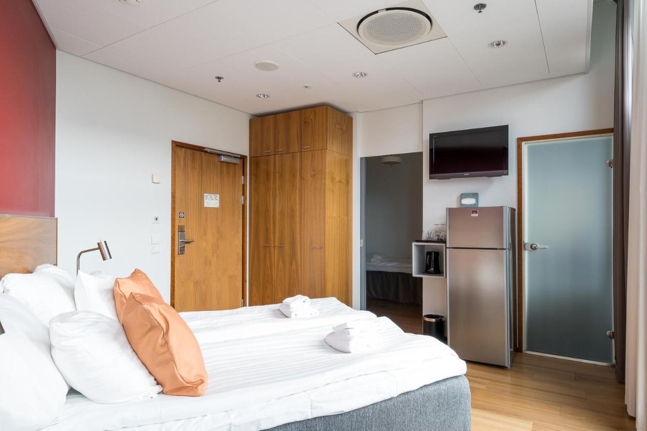 Hiisi Hotel Helsinki Jaetkaesaari ภายนอก รูปภาพ
