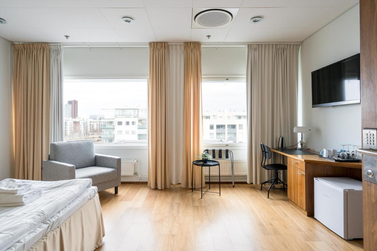 Hiisi Hotel Helsinki Jaetkaesaari ภายนอก รูปภาพ